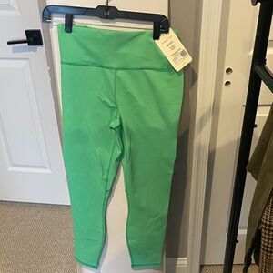 Fabletics Vibrant Green Women’s Leggings